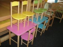 dětský barevný stoleček